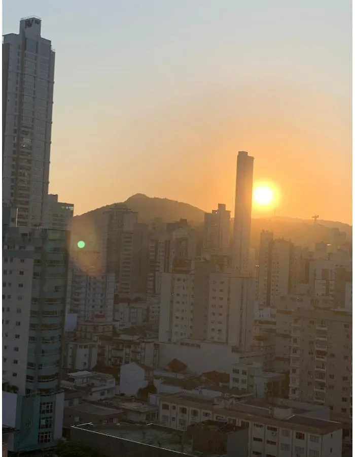Apartamento Pe Na Areia Balneario Camboriu! Av. Atlantica. Apartment