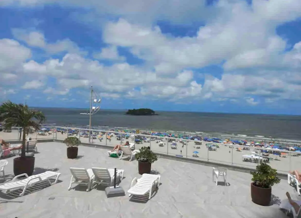 Apartamento Pe Na Areia Balneario Camboriu! Av. Atlantica. Apartment